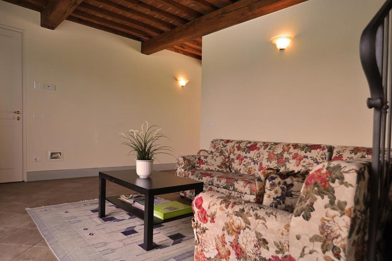 グレーヴェ・イン・キアンティ Residenza Le Grillaieヴィラ 部屋 写真